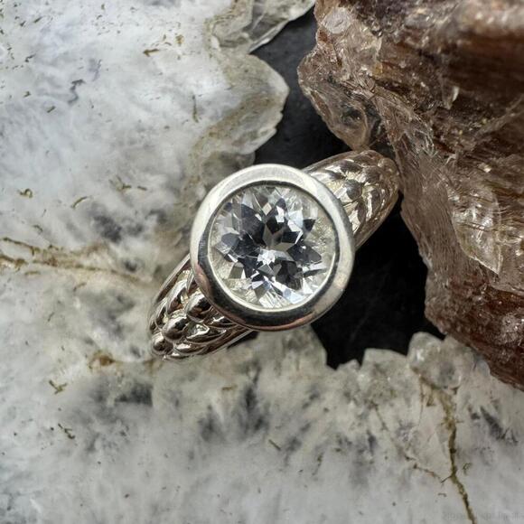 Jewelry - Carolyn Pollack Sterling Silver White Topaz Decorated Shank Ring Sz 7 For Women